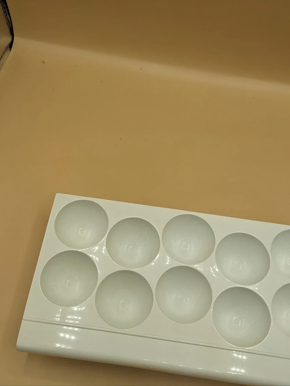 Vintage Refrigerator Egg Storage Tray Bin Holder Container Holds 12 Eggs White